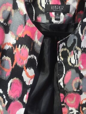 Kasper Black Jacket with Pink and Gray Abstract Print